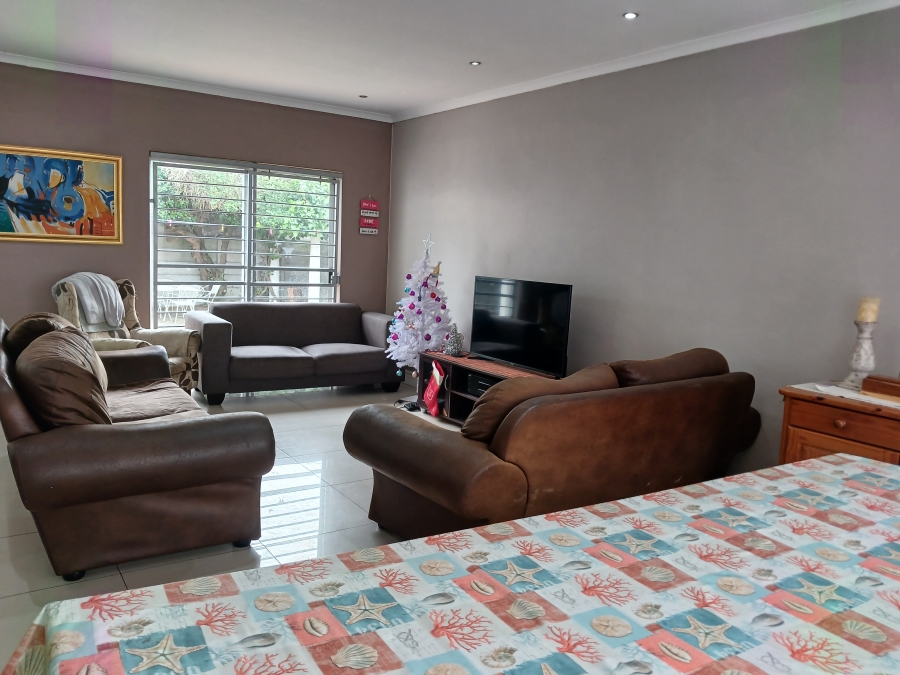 3 Bedroom Property for Sale in Tygerdal Western Cape